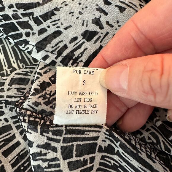 Ovi Black & White Wood Circle Design Keyhole Draped Back Sleeveless Blouse Small - Picture 8 of 11